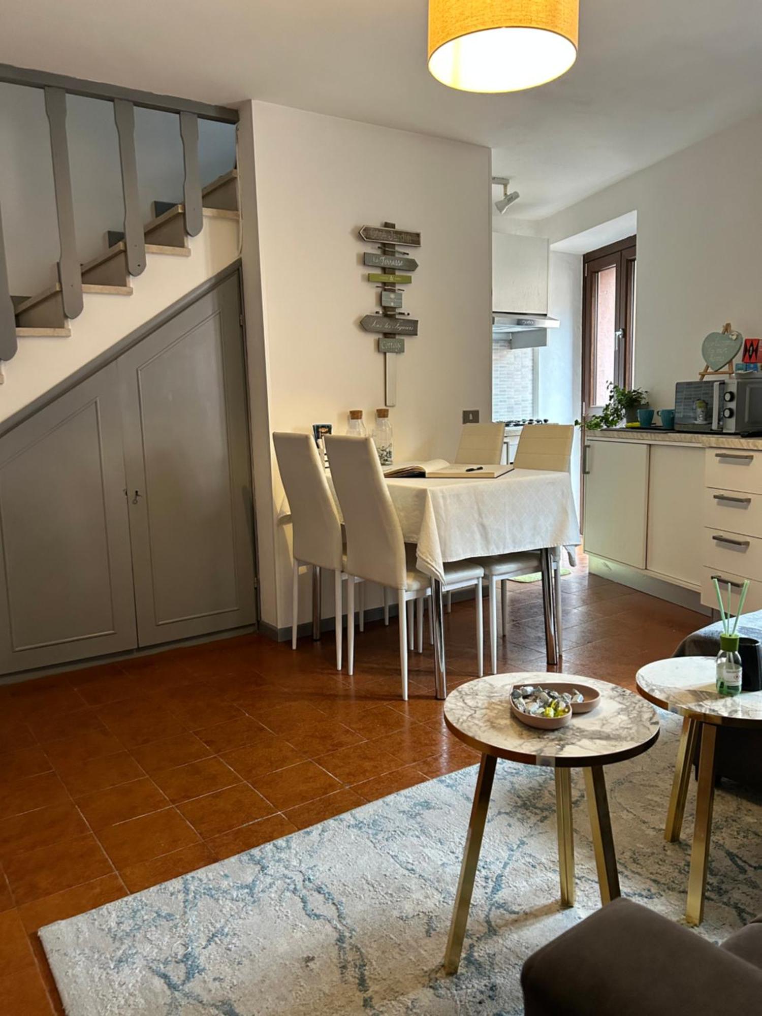 Tua Duplex Apartment Salo Exterior photo